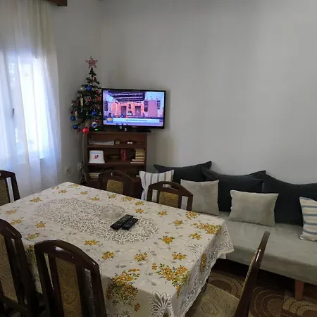 Planinska Kuca Vladanka - Planina - Banjska Strana - Preko Puta Staze