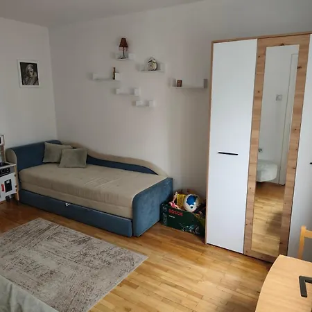 Planinska Kuca Vladanka - Planina - Banjska Strana - Preko Puta Staze 別荘 *